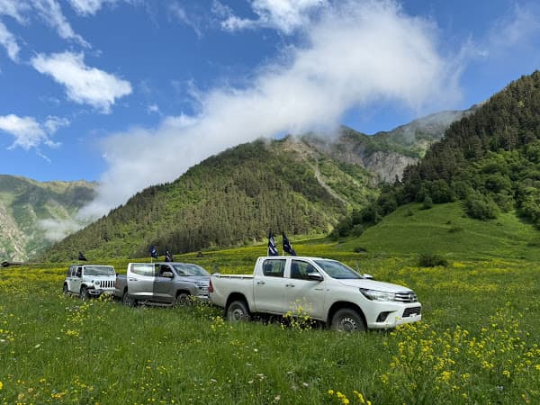 Photo 1 from rezvald m's review